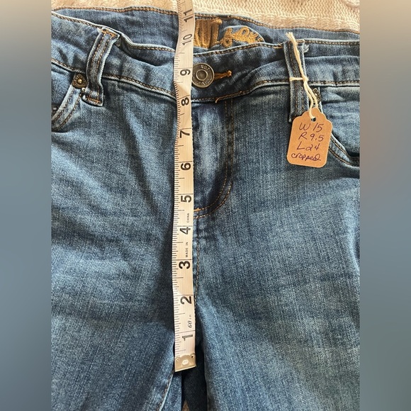 Kut from the Kloth Medium Wash Cropped Women's Denim Jeans Size 8 - Picture 14 of 15
